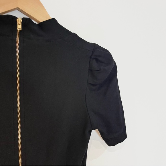 Black French connection dress with zipper in the back and v-neck. Size 2 - Picture 4 of 6